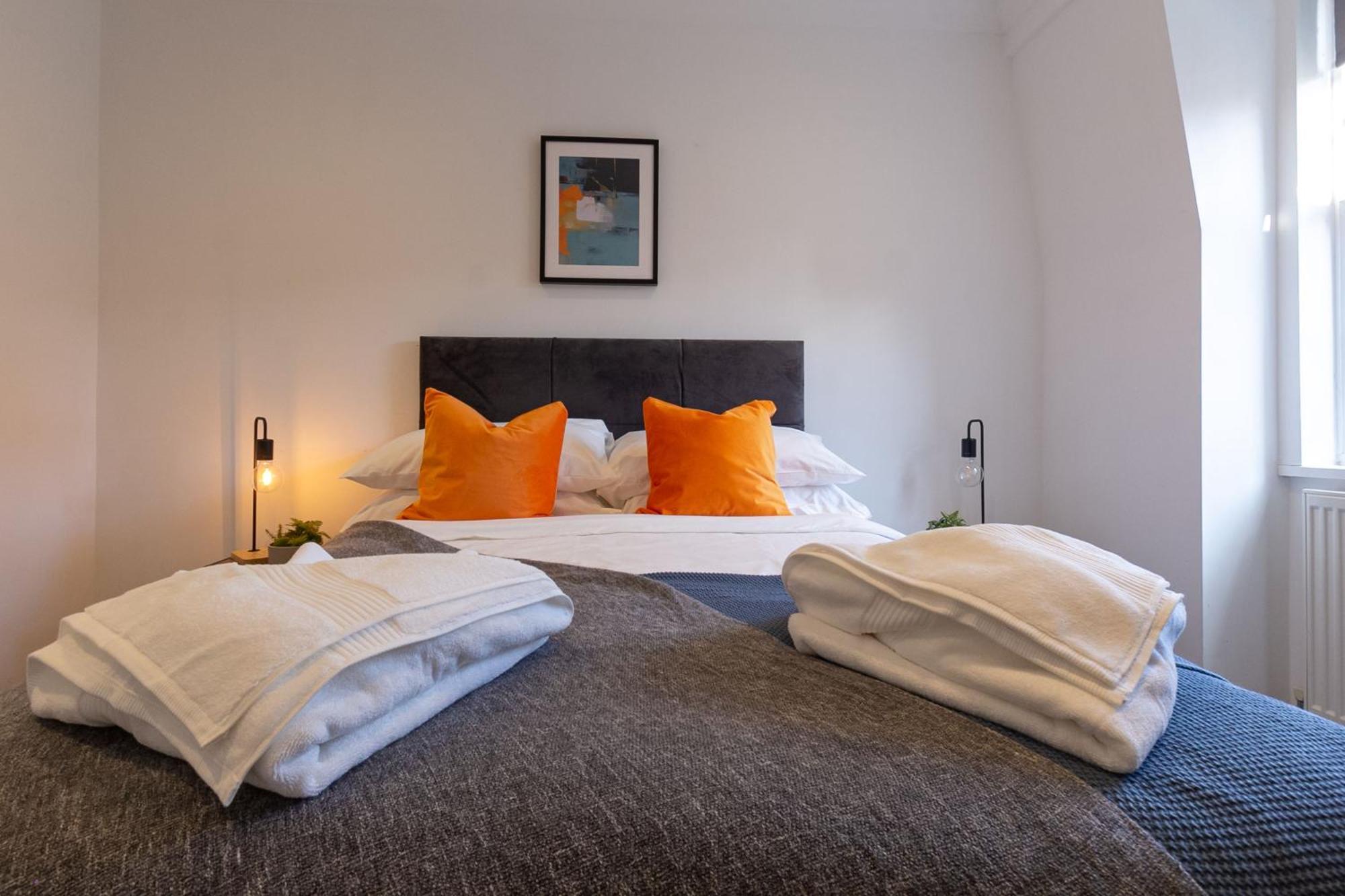 Cosy Central 2 Bedroom - Near Brighton Beach & Shops! Luaran gambar